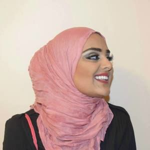 Meet your Posher, Aisha